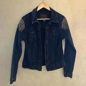 TRUE RELIGION trucker jacket jean stretch distress black embellished stud large